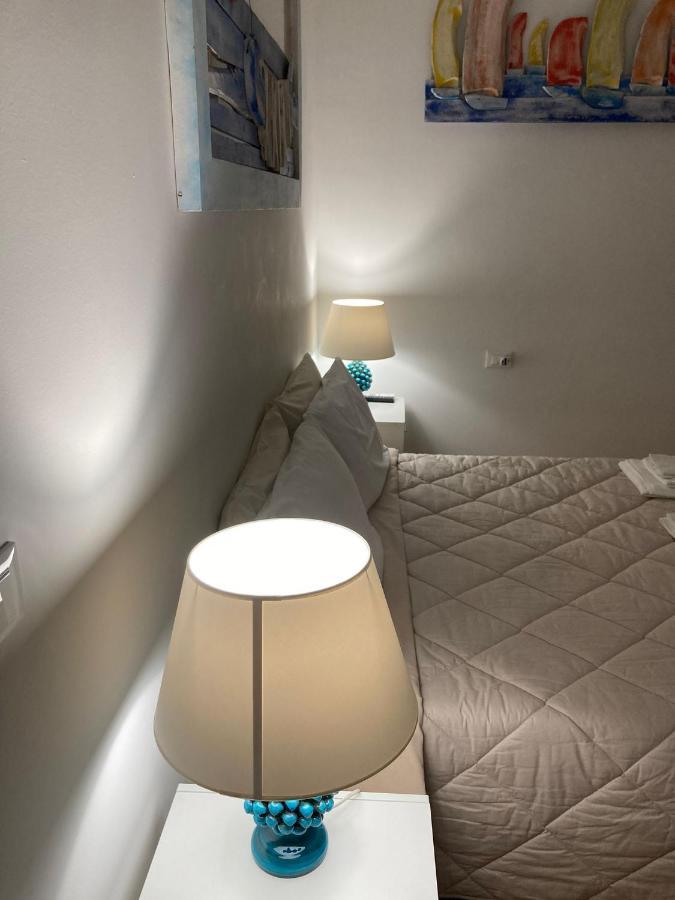 Villa Azzurra Beachfront Mondello - ปาแลร์โม ภายนอก รูปภาพ